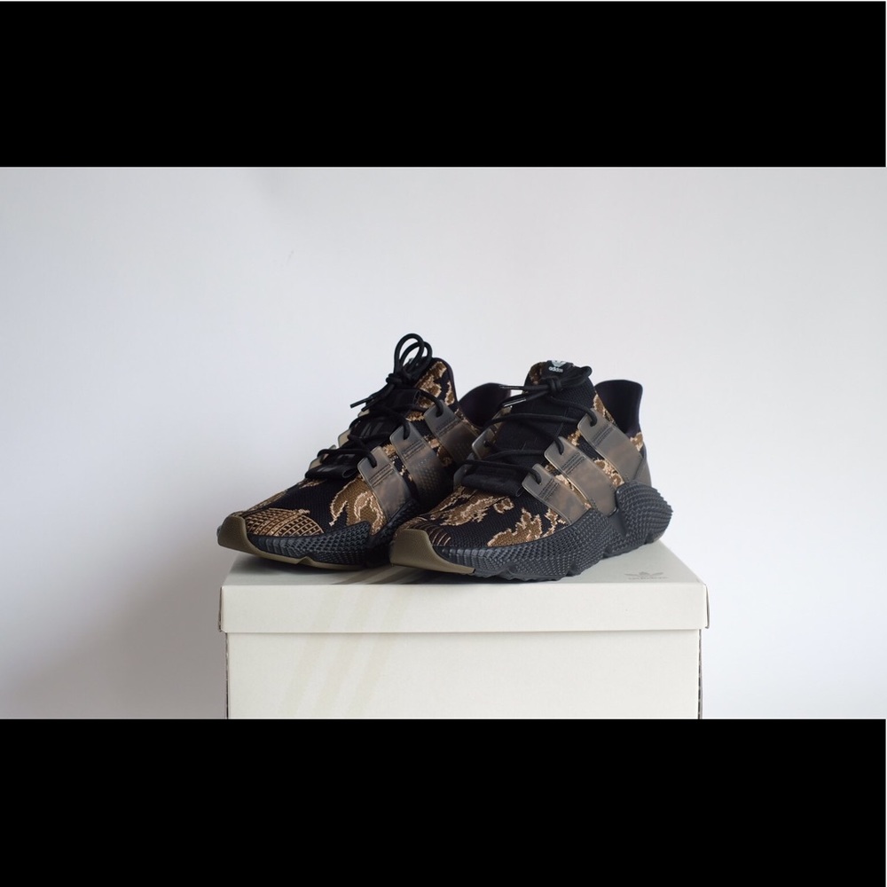 ❌Sold❌Adidas prophere UNDFTD